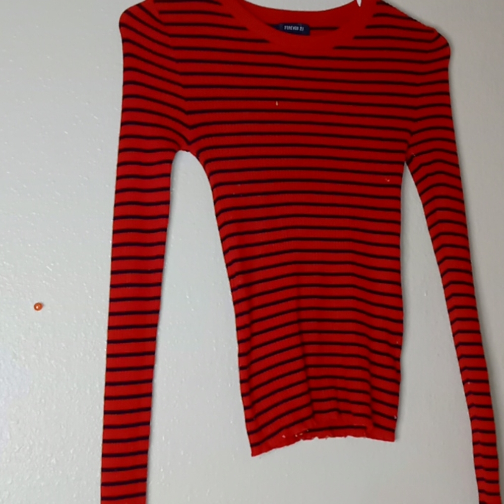 Red dress \shirt